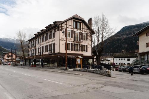. Hostellerie du Petit Saint Bernard