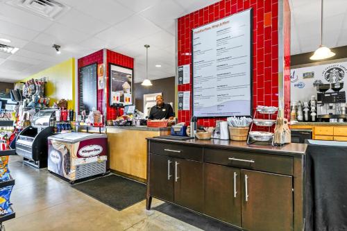 Majestic Beach Towers 2-603 by RealJoy Vacations - image 11