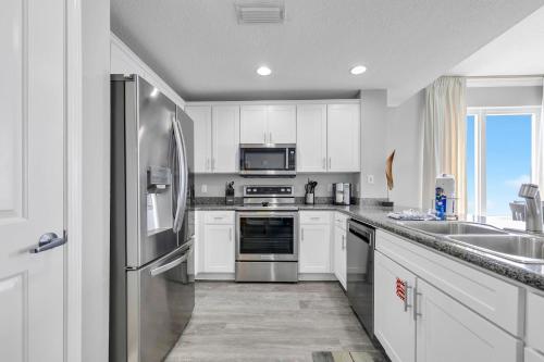 Grandview East 1601 by RealJoy Vacations - image 2