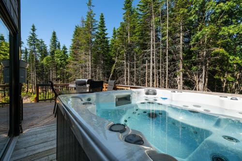 2 bedrooms, 4 beds