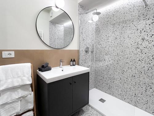 Apartment image 9