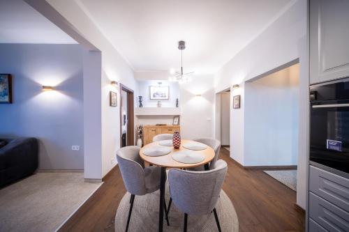 Top Centre Spacious 2 bedroom Apartment, Sofia (Foto 8)