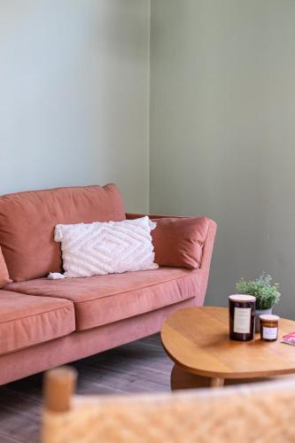 Chic 3BR Apartment near Antwerpen-Centraal Station