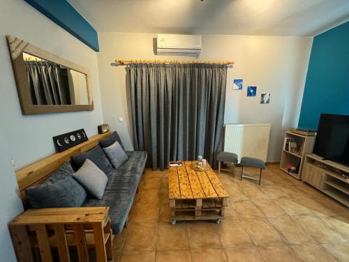 LoftLiving cozy, Athens