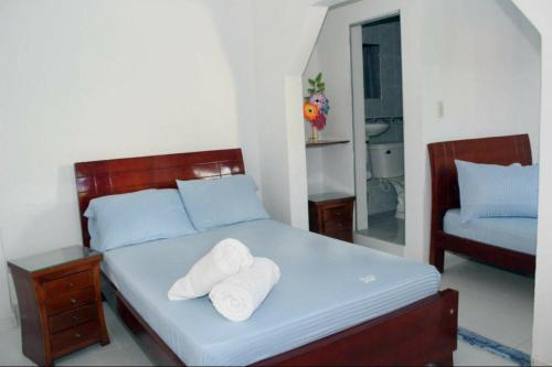 2 double beds