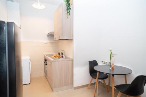 Modern two-room apartment for 2, 20 minutes from Termini, Rome (photo 9)