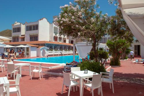 Зовнішній вигляд готелю, International Resort in Мондрагоне
