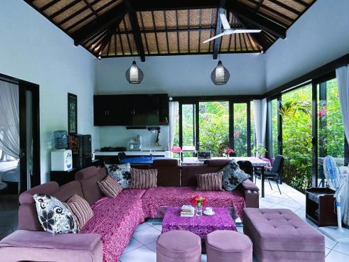 Ambary Ubud - Villas With Workspaces, Ideal For Groups - Tap to explore photos
