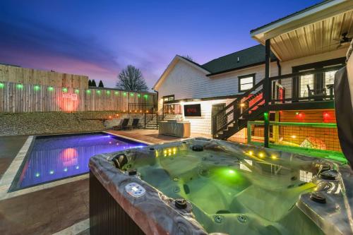 Fun N Sun - Ultimate Backyard Pool And Game Room - image 7