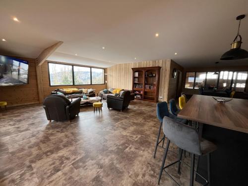 Iekārtas, 230m² 4 guļamistaba, 4 privāta vannas istaba  Ramonchamp
 (ferme du dahu barbu) in Ramonchamp