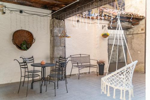 Seadmed, La Corte della Casera in Cassina Valsassina