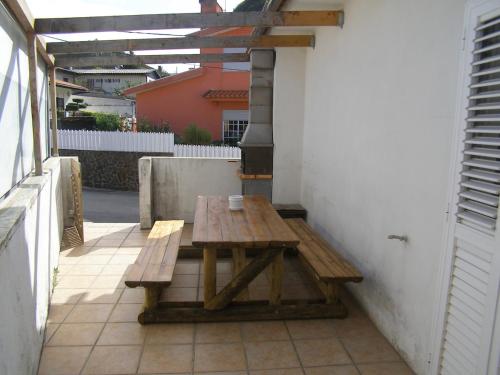 House in quiet place, free parking in โอลิเวียรา เดอ อเซเมซ