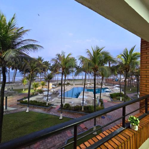 View, Tucacas, Frente al Mar, Balcon, Piscina y Playa Privada in Boca de Aroa