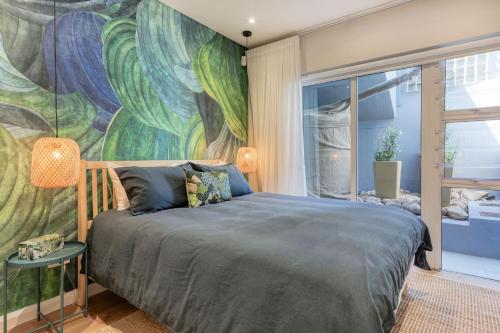 Seapoint Seaview Elegant Home - image 11
