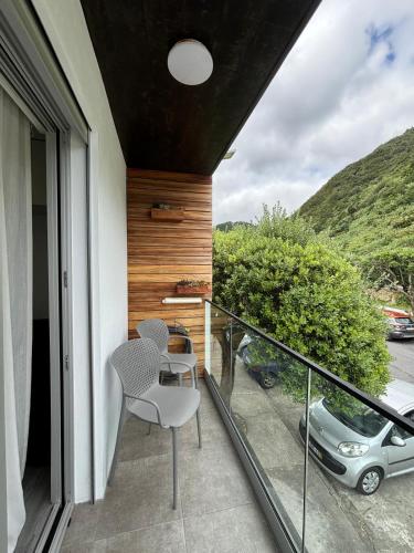 ระเบียง/ชานเรือน, Casa São João - Ribeira Quente (Casa Sao Joao - Ribeira Quente) in ริเบย์รา เกงชิ