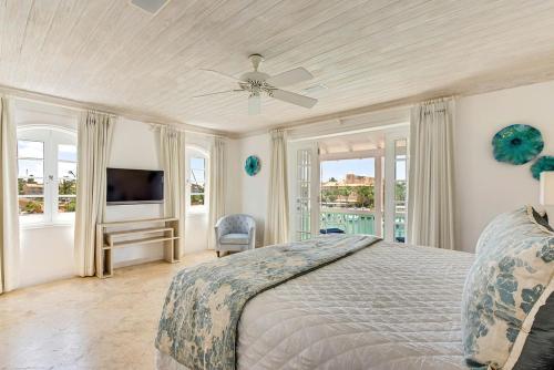 3 bedrooms, 5 beds