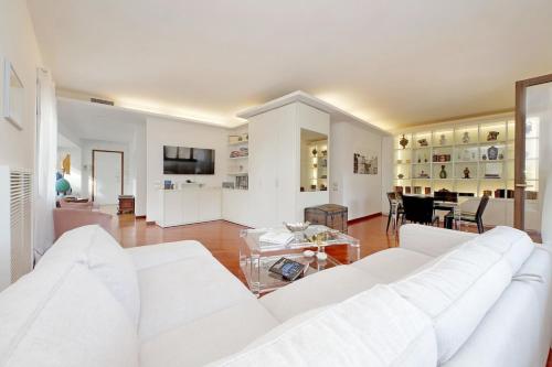 RESIDENZA BELVEDERE LuxuryAparment-Pool&Balcony-JACUZZi-AirCond-Wifi, Řím (fotografie 7)