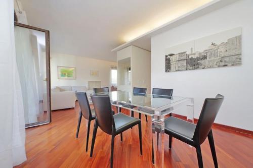 RESIDENZA BELVEDERE LuxuryAparment-Pool&Balcony-JACUZZi-AirCond-Wifi, Řím (fotografie 10)