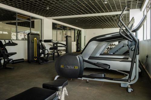 fitnesscentrum, GRE homes Studio apartment in Ruaka