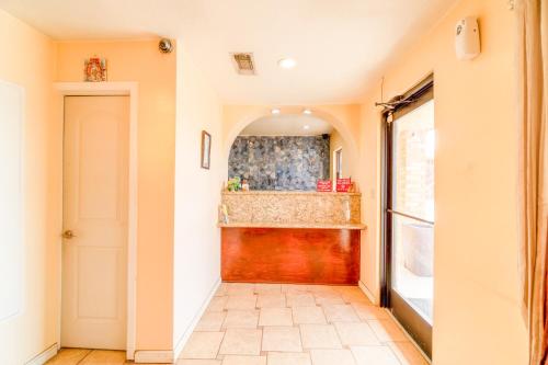 Crown Inn - image 12