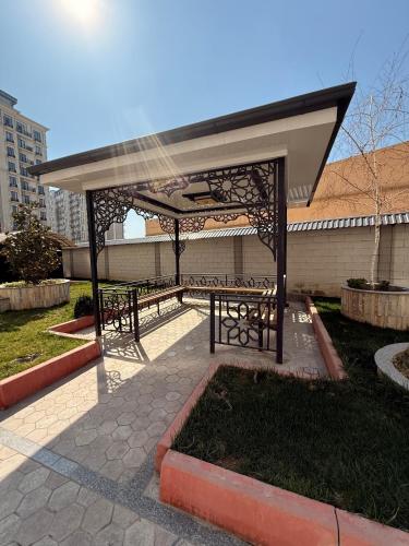 Uzbegim 44 by Royal Rentals - Tap to explore photos
