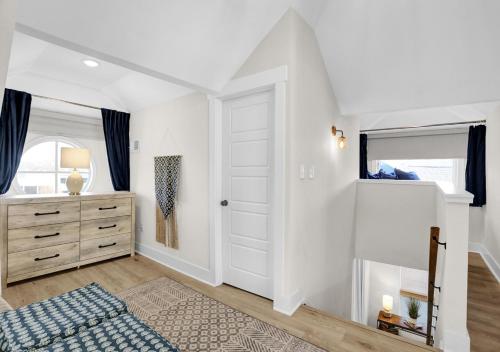 Walk to Memphis Nightlife, 100 Yr Old Cozy Apt Walk to Memphis Nightlife, 100 Yr Old Cozy Apt