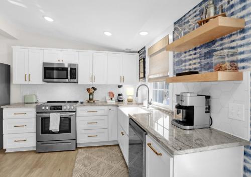 Walk to Memphis Nightlife, 100 Yr Old Cozy Apt Walk to Memphis Nightlife, 100 Yr Old Cozy Apt