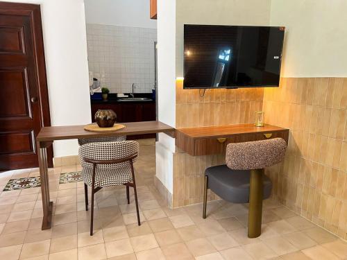 One-Bedroom Apartment image 7