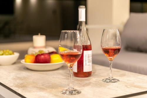 Aithra Lemnos in Thanos