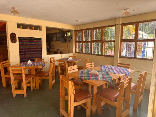 Restaurant, Hotel Hanna Resort  in Panajachel