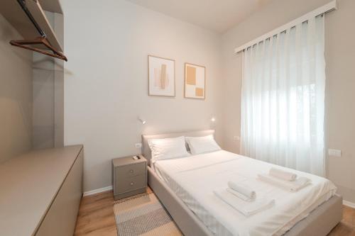 Downtown Tirana Apartment Delux Shallvaret, Tirana (photo 7)