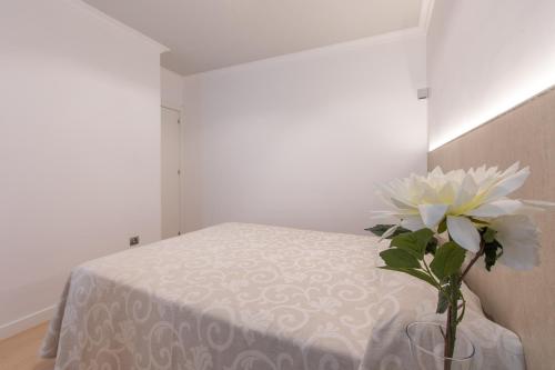 Studio with City View (2 Adults) image 10