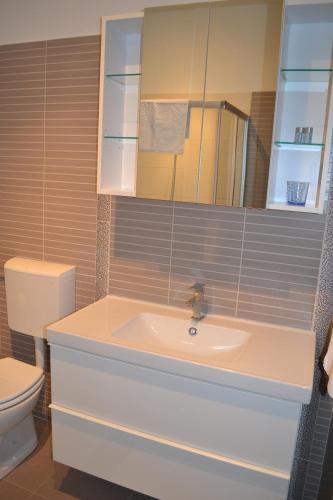Apartments Sanda - image 12