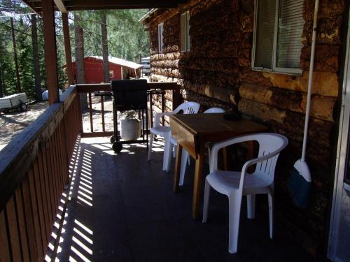 Balkons/terase, Sierra Bonita Cabins and RV Park in Gvadelupita (NM)