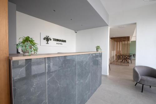 大堂, Trinasus Hotel in 馬夫羅禾尼 (基特伊奧)