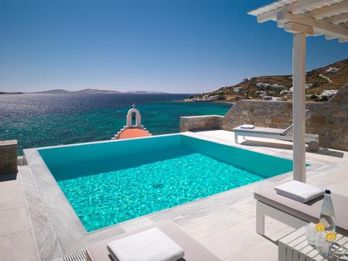 Mykonos Grand Hotel & Resort - 수영장