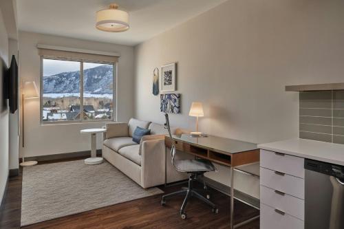 Sleeps 4