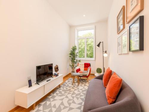 Charming 1-Bedroom Apartment in Gaia, Porto