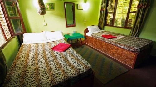 Standard Twin Room with Garden View