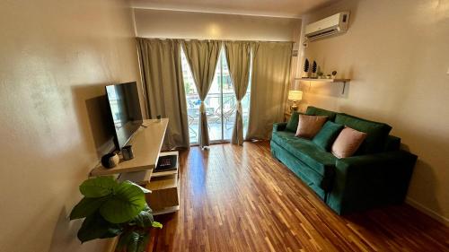 One-Bedroom Apartment image 5