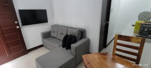 New Clark City Guest House R208 in Capas