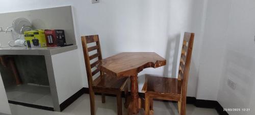 New Clark City Guest House R208 in Capas