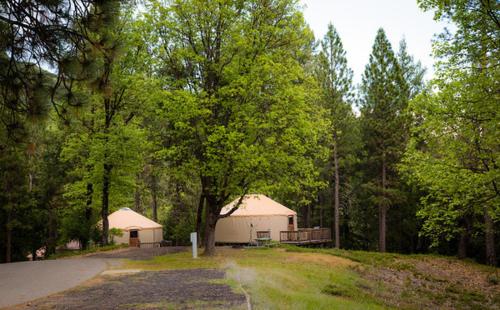 Yosemite Lakes Hillside Yurt 1 - Hotel - Harden Flat