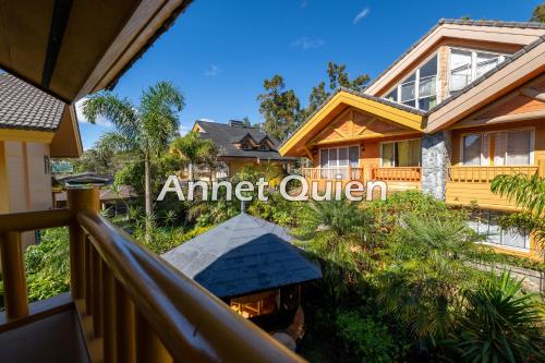4 Bedroom Log Cabin inside Camp John Hay Baguio, Baguio