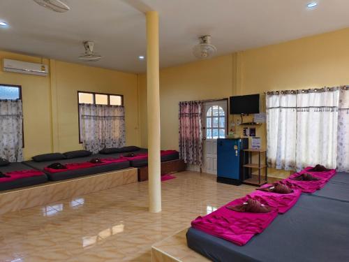 Pooma Resort in Chao Lao Beach