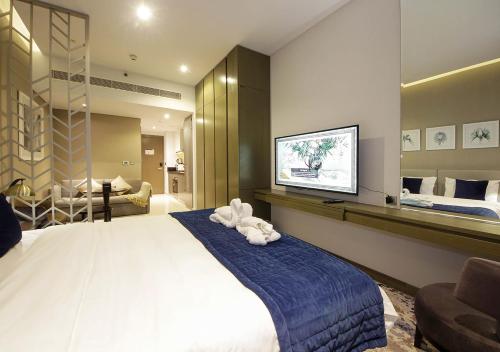 Luxury Studio Apartment Canal View Near Dubai Mall, Dubái (foto 2)