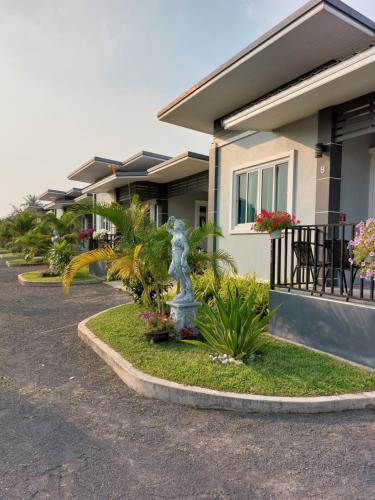 Raeya Garden Hotel - Sisaket