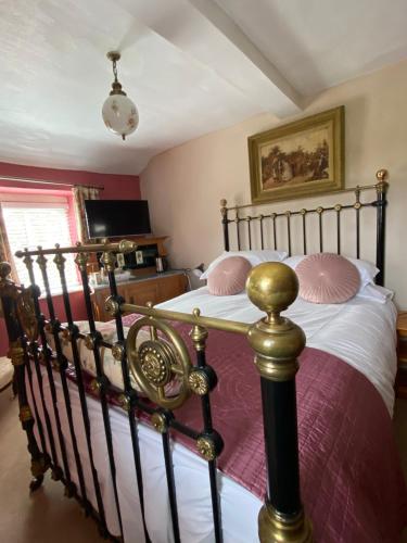 Chapel Cottage Clitheroe Road - image 4