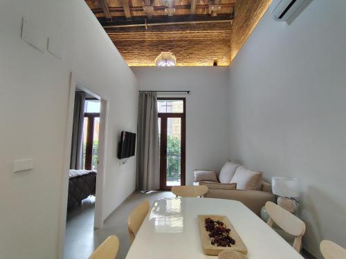 Mandarina Suites - Unique apartments in Valencia 2