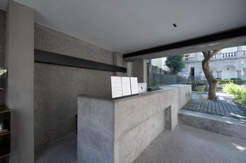 A szálláshely kívülről, Listen to the 19th century German castle hotel near Yu-kert